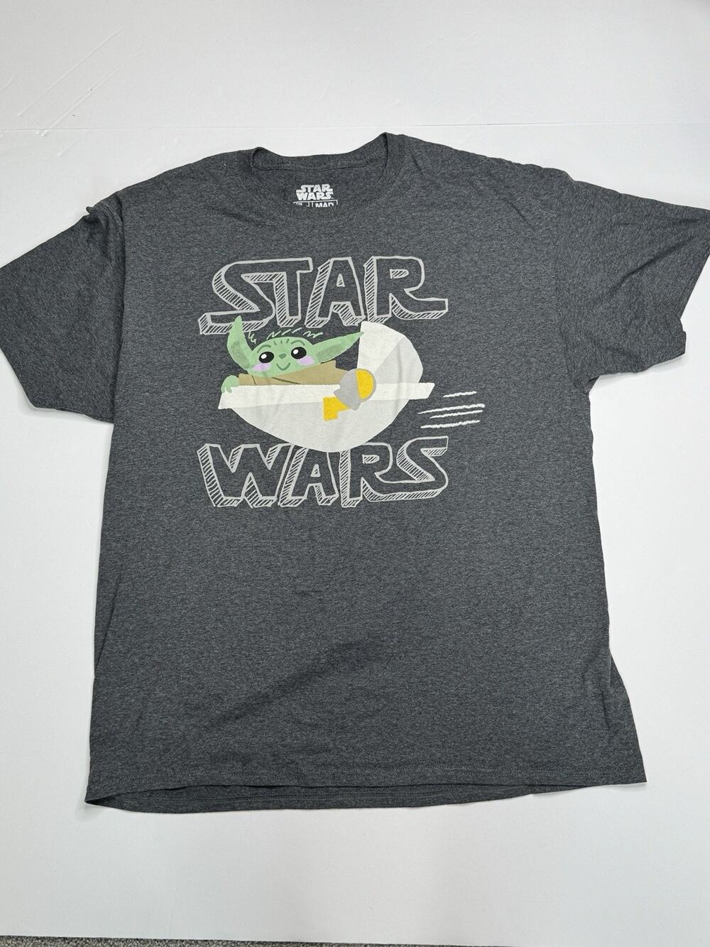 Star Wars Grogu Baby Yoda T-Shirt Mens XL Gray Mad Engine Mandalorian Graphic